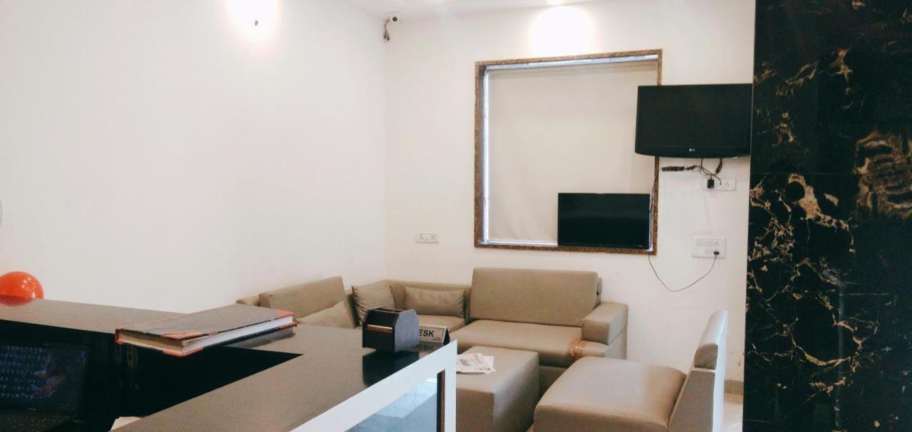 Hotel Golden Bliss At New Delhi Airport Экстерьер фото